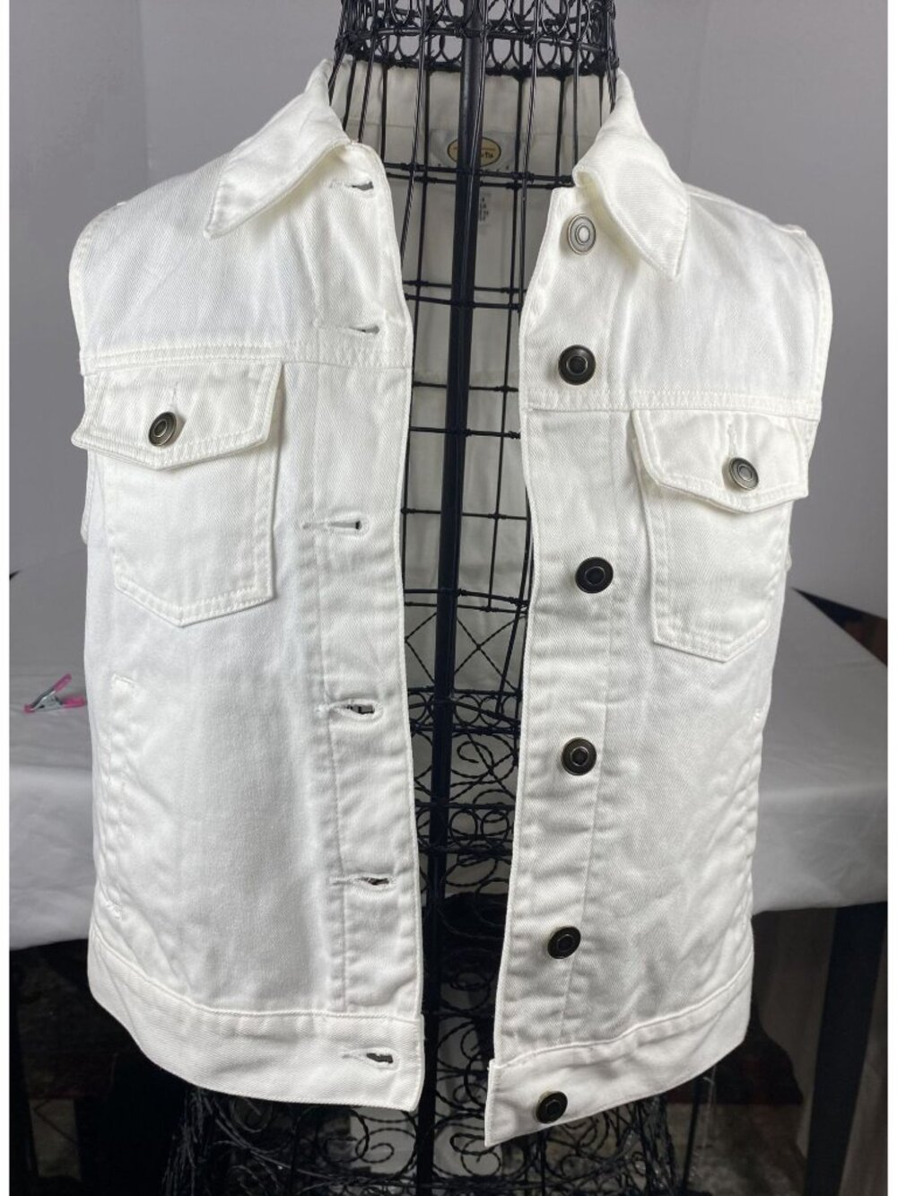 Talbots White Denim Sleeveless Vest Button Front Pockets Womens Petite - Picture 2 of 14